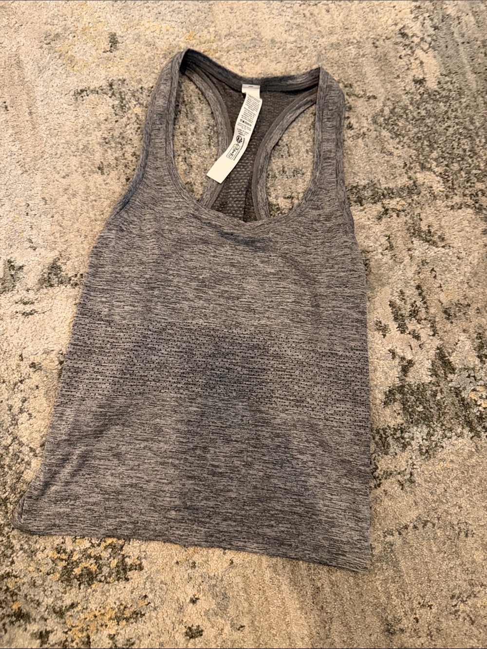 lululemon athletica Heathered Grey swiftly tech Racerback Tank sz 2